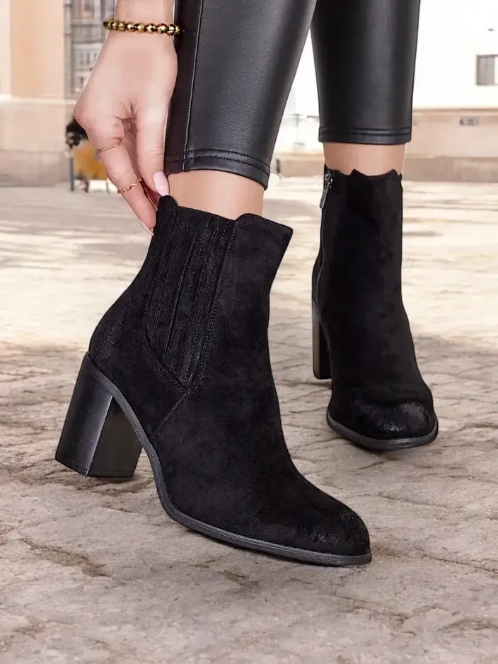 Resti Eco-suede women's ankle boots on a block heel Cesios