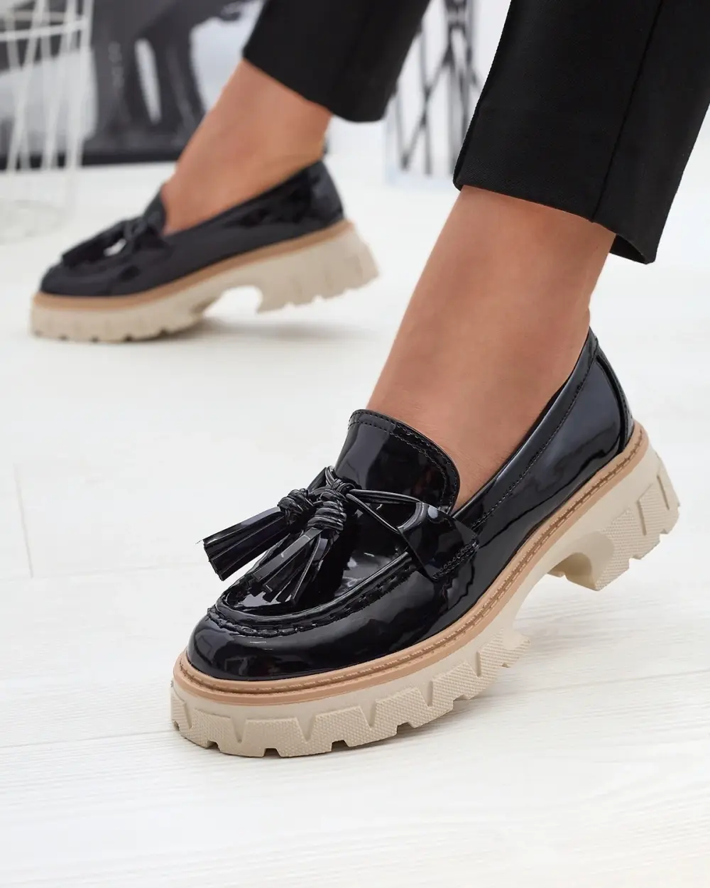 Resti Black lacquered women's moccasins with tassels Kaipo- Footwear