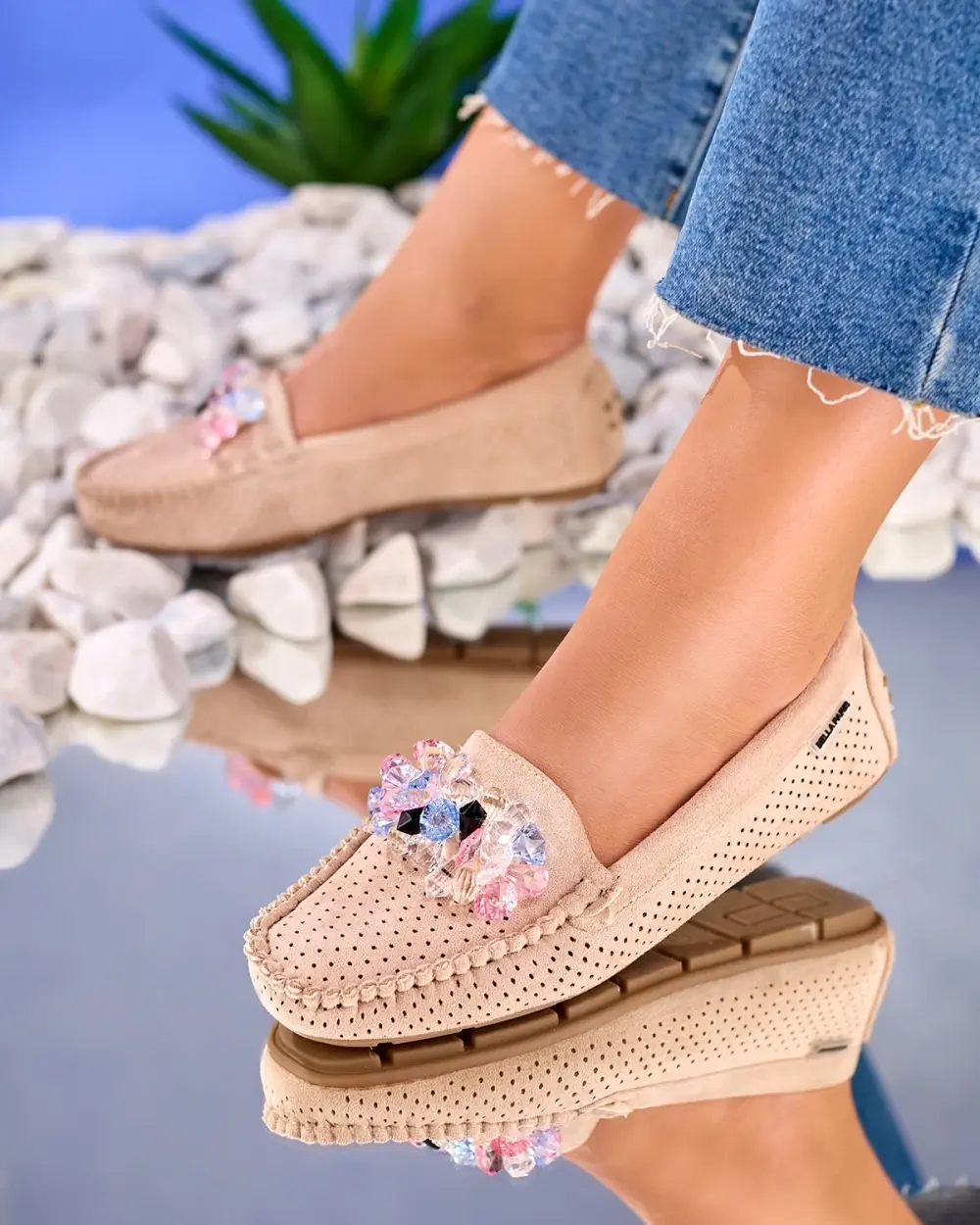 Resti Openwork light brown women's moccasins with decorative crystals Cizzas