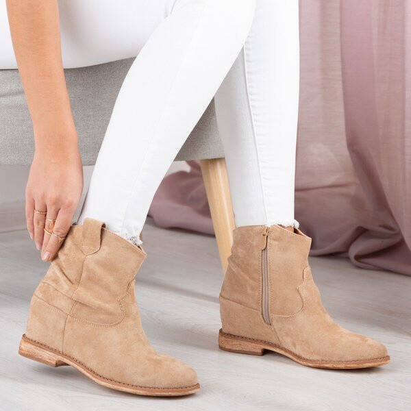 Resti Cowboy boots on heels in beige Brunoki - Footwear