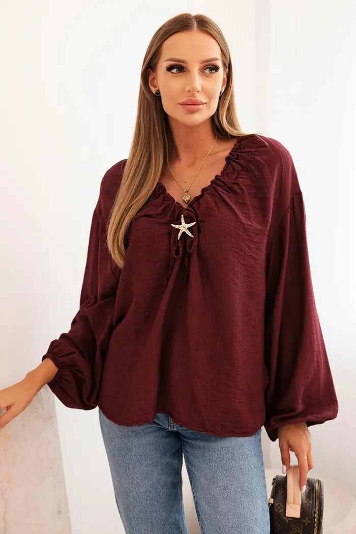 Kesi Włoski Dámská blůza s viskózou, s nařaseným výstřihem a ozdobou bordová