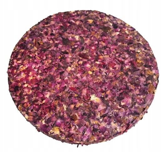 Rosella – švýcarský polotvrdý sýr v okvětních lístcích růží, jemná krémová chuť 1 kg