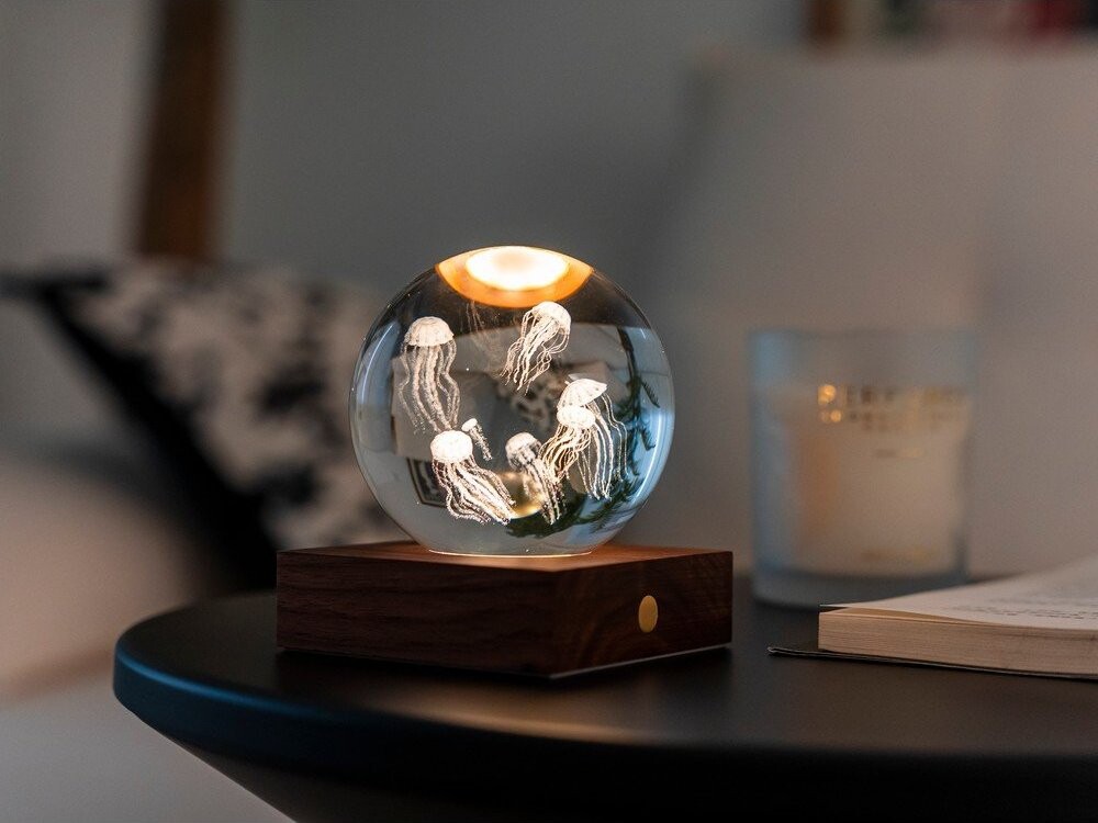 LED stolní lampa v přírodní barvě se skleněným stínidlem (výška 8 cm) Amber – Gingko