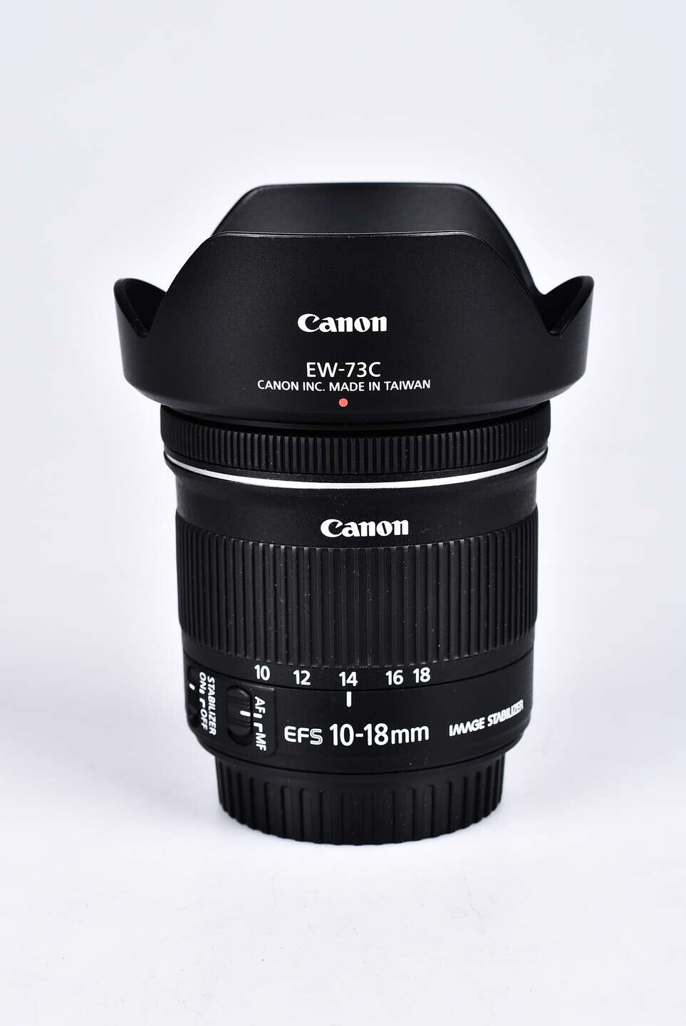 Canon EF-S 10-18 mm f/4,5-5,6 IS STM + EW-73C bazar