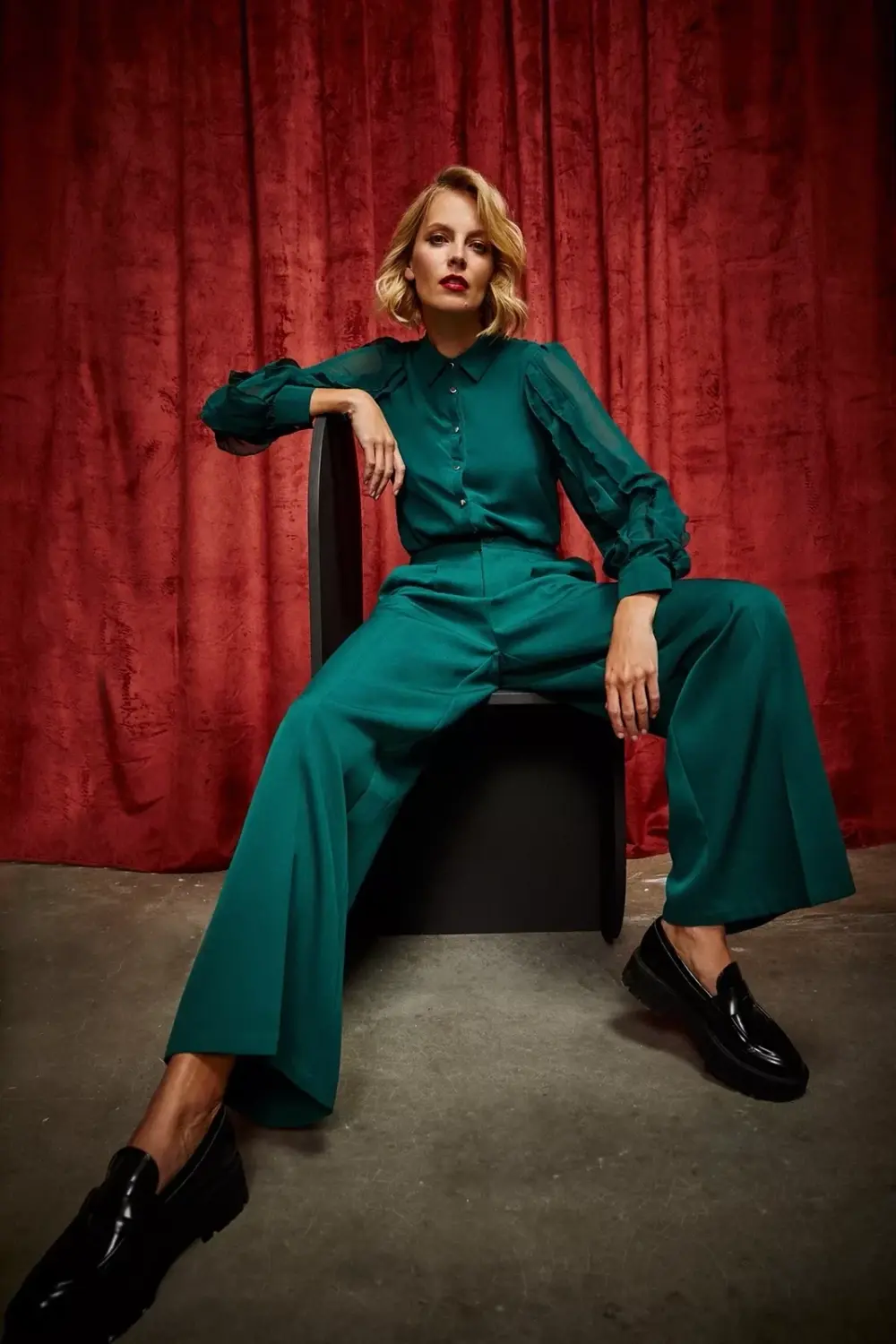 Marisse Emerald Shirt With Ruffled Sleeves