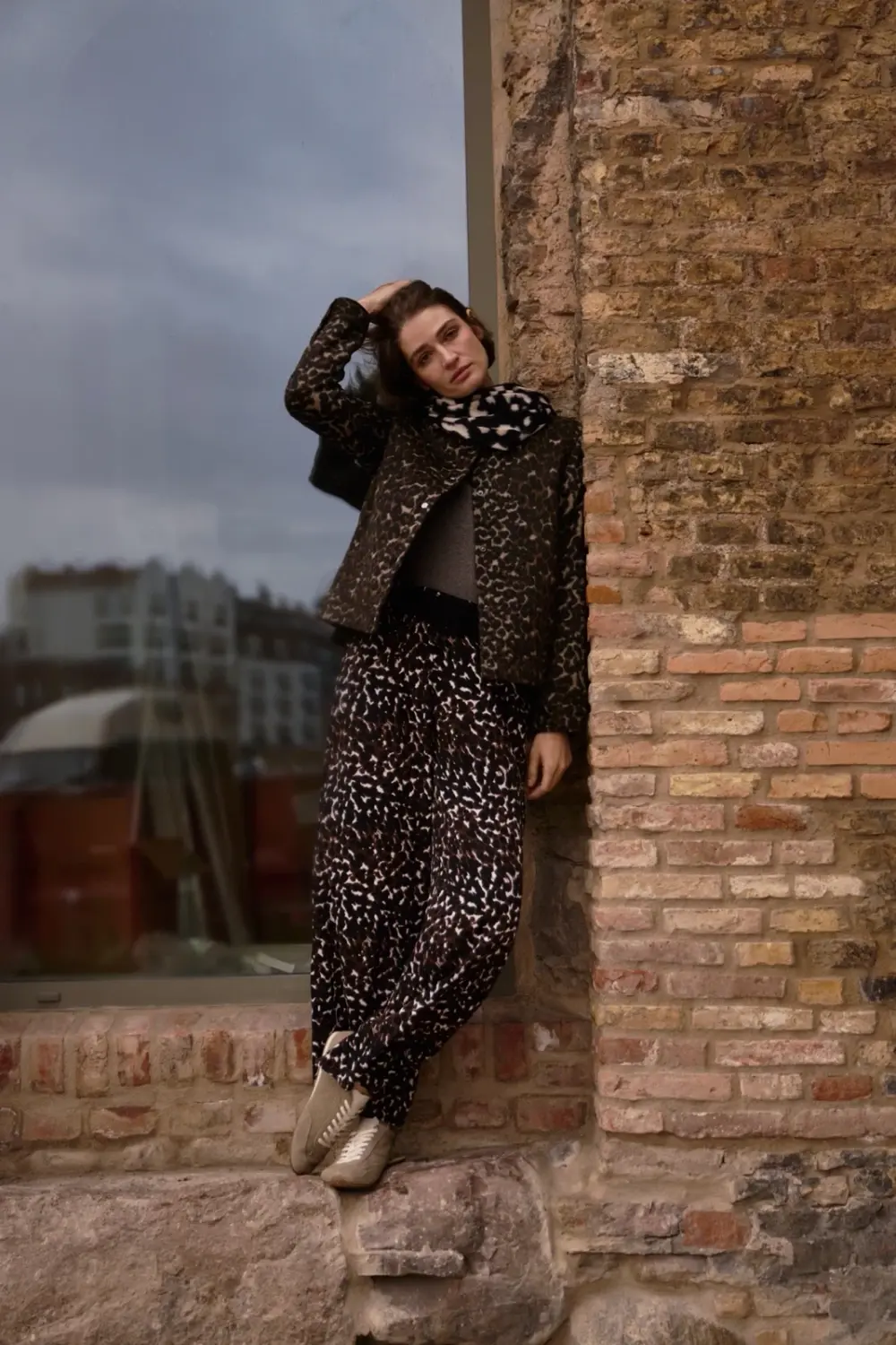 Marisse Brown Viscose Trousers With A Belt