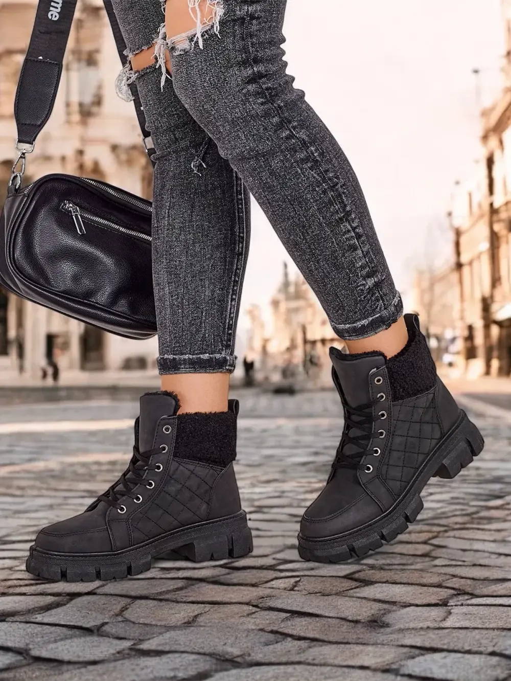 Resti Black women's insulated trapper boots Hogenaf