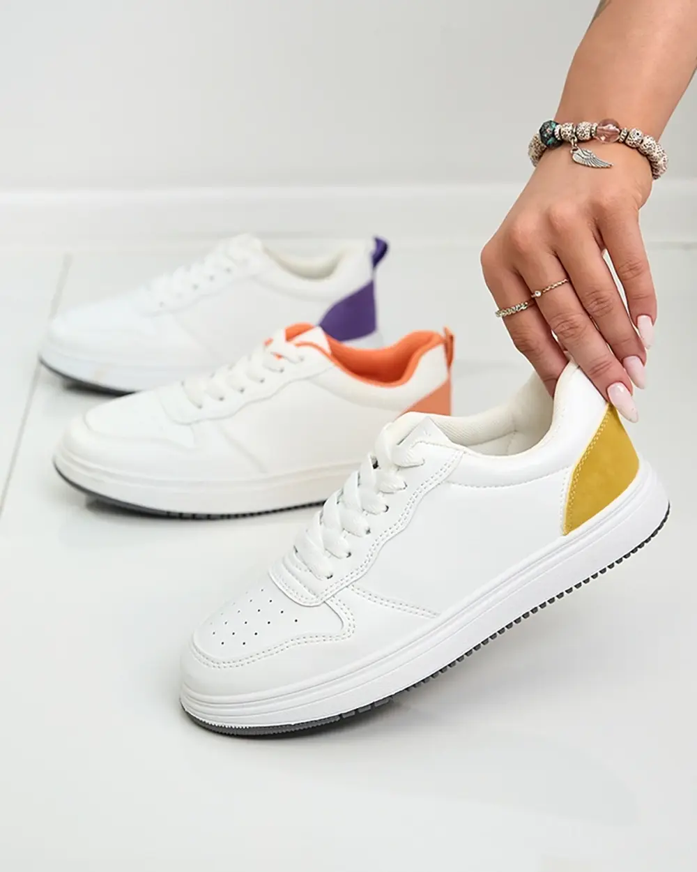 Resti White and yellow classic sports shoes Colorburst Classics