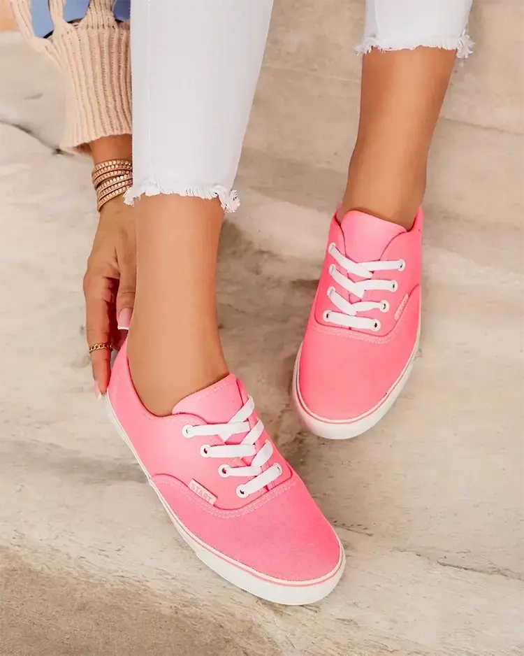 Resti Women's Lotiope Sneakers