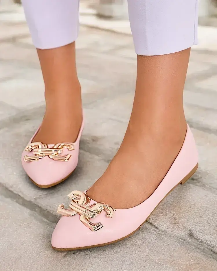 Resti Black women's ballerina flats with a tip embellishment on the toe Figgda