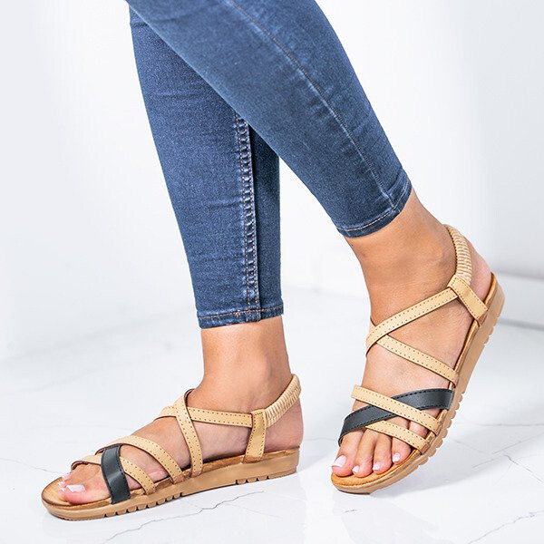 Resti Beige - black sandals with Zsofia elastic - Footwear 1