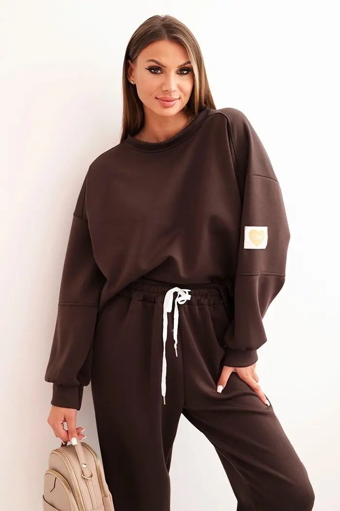 Kesi Włoski Dámská souprava máslová s volnou mikinou a kalhotami s nápisem LOVE hnědá
