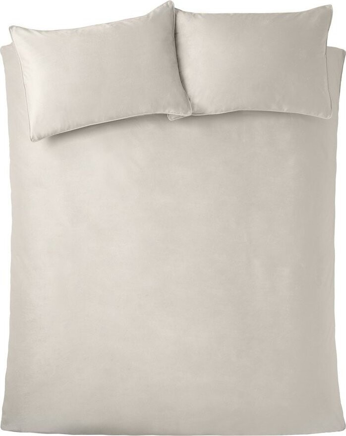 Krémové sametové povlečení na dvoulůžko/prodloužené 230x220 cm Kingsley – Catherine Lansfield