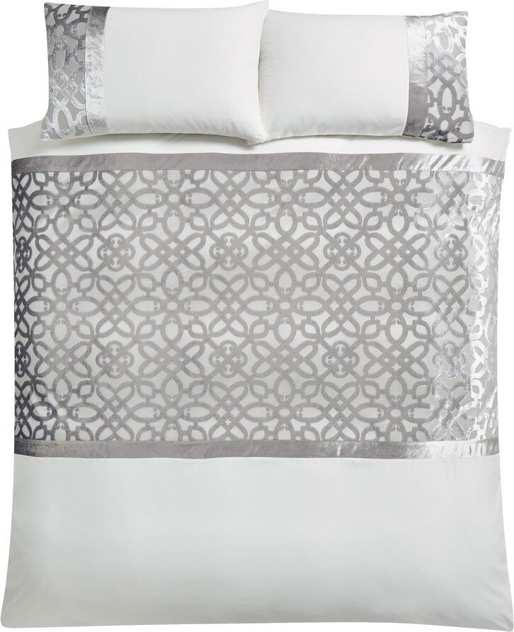 Krémové/šedobéžové sametové povlečení na dvoulůžko/prodloužené 230x220 cm Lattice Cut – Catherine Lansfield