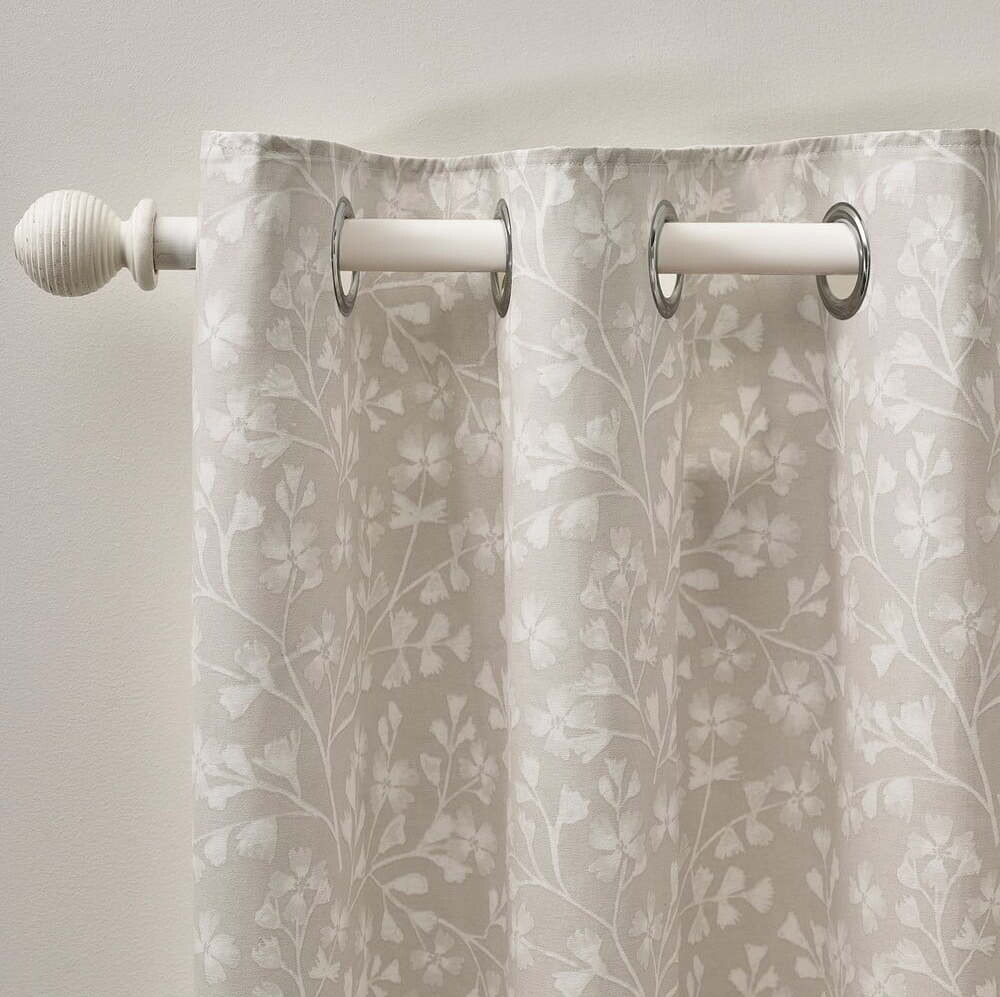 Béžové závěsy v sadě 2 ks 117x137 cm Brooke Floral – Catherine Lansfield