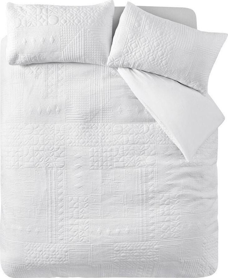 Bílé povlečení na jednolůžko 135x200 cm Folkstone Geo – Catherine Lansfield