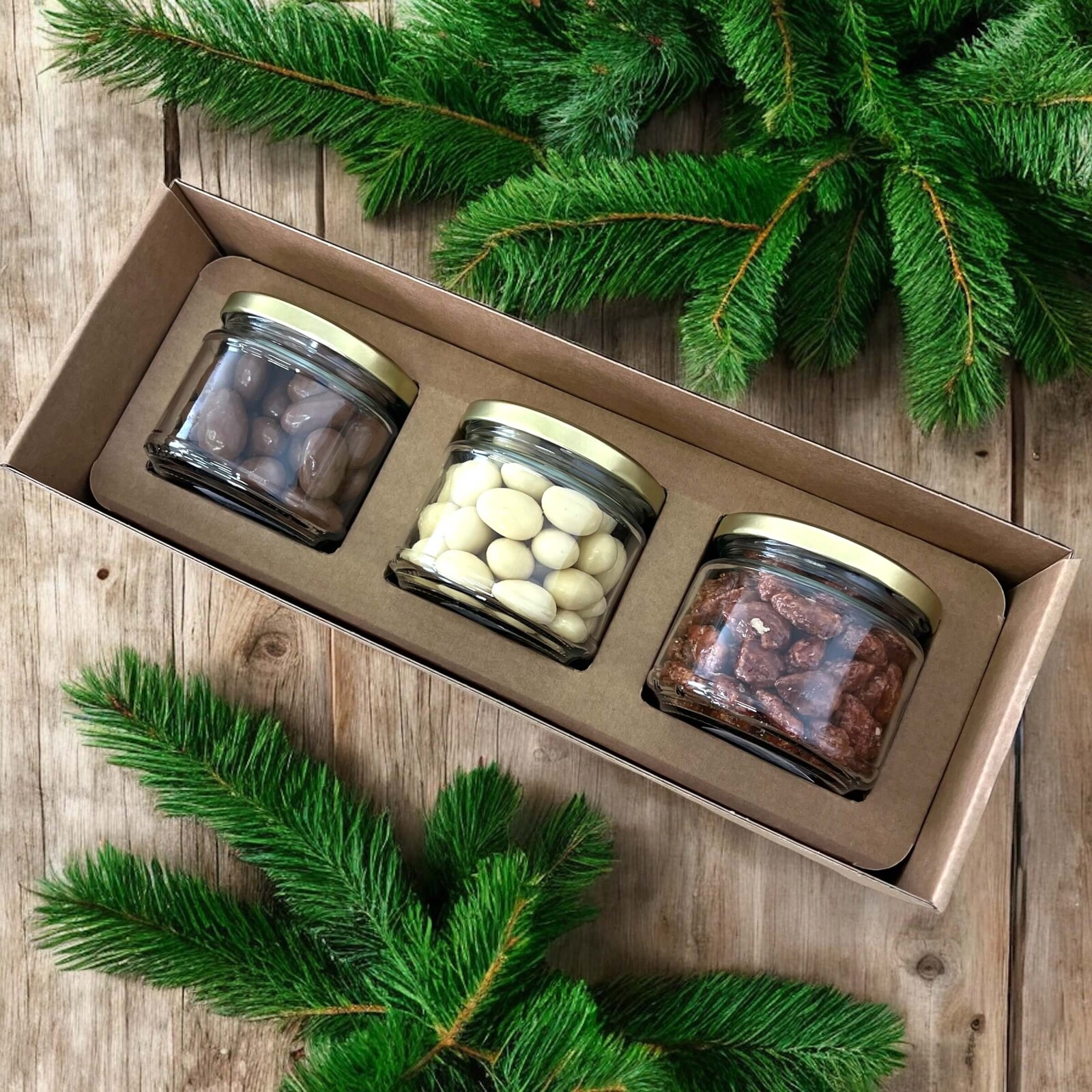 Nutworld.cz Dárková krabice SLADKÁ 3x180g - OŘECHY VE SKLE