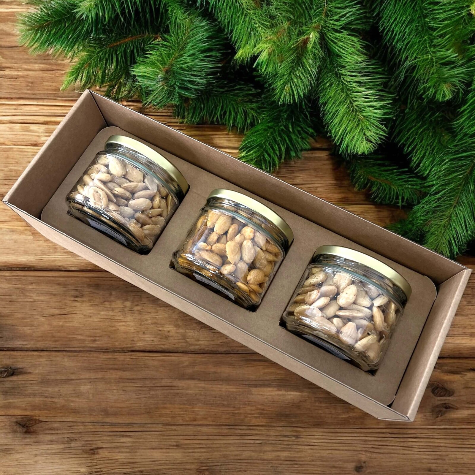 Nutworld.cz Dárková krabice DELUXE 3x180g - OŘECHY VE SKLE