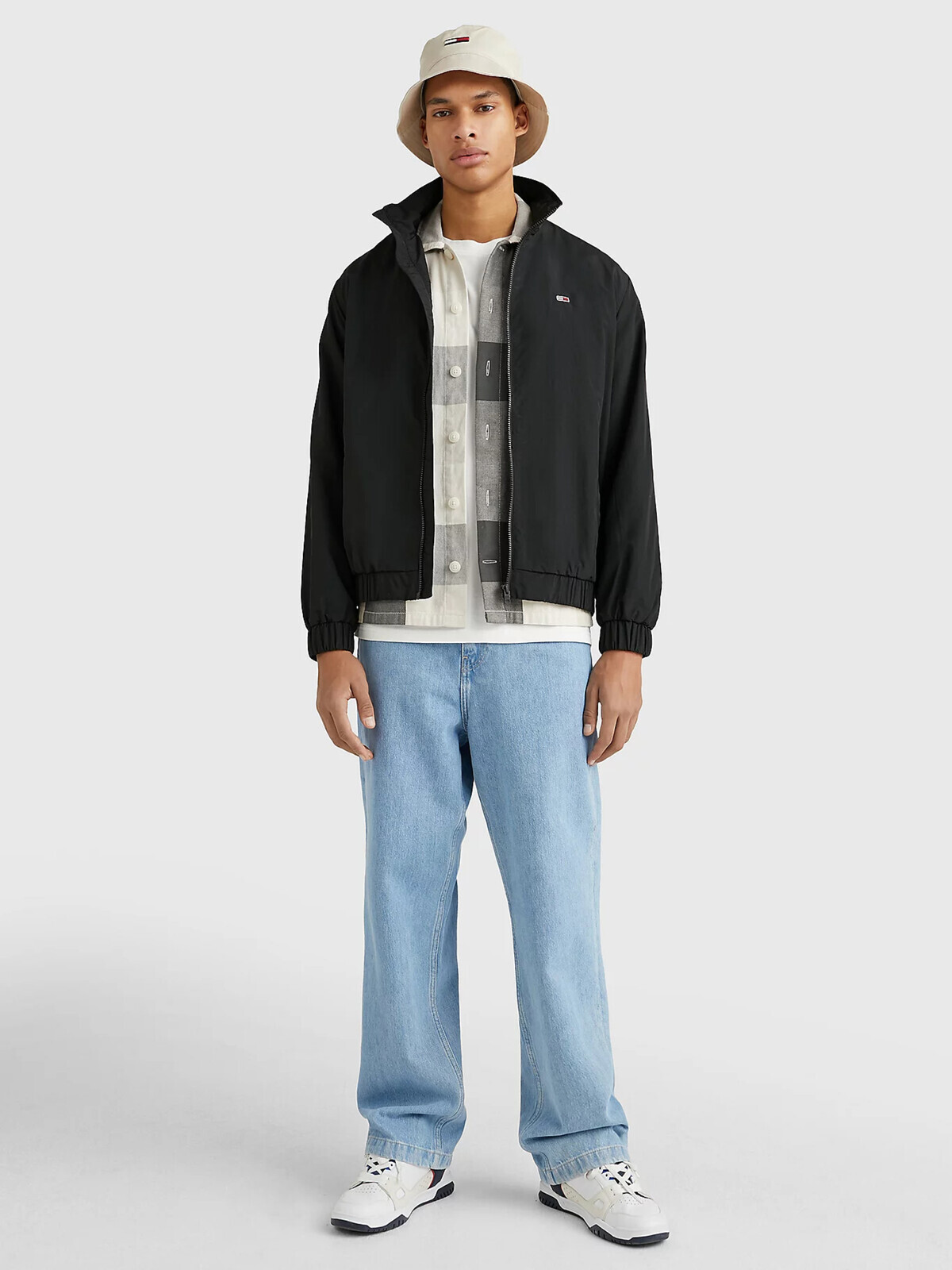 Tommy Jeans pánská černá bunda DM0DM15916 XXL