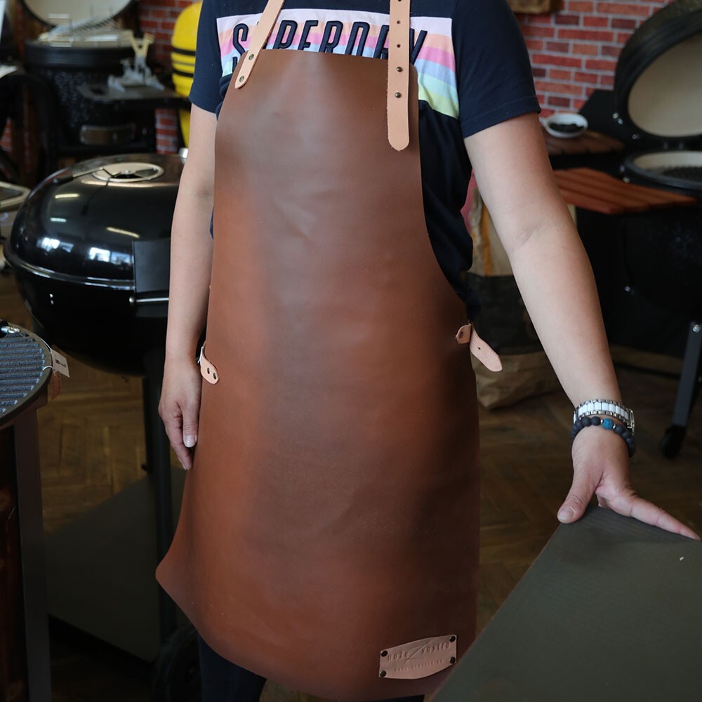 Praktická kožená zástěra Zvostra Design Look - hnědá