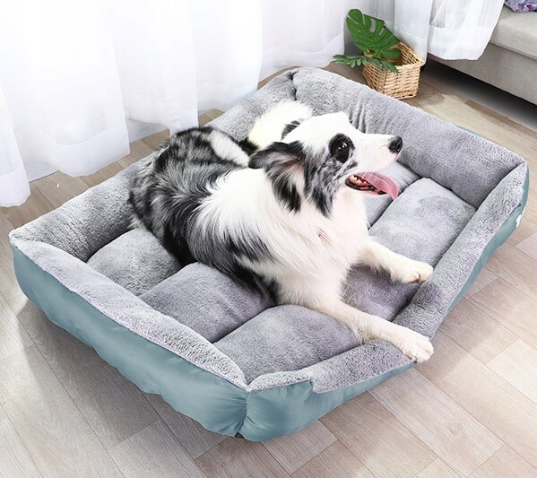 Reverse polštář pro psa vícebarevný 80 cm x 60 cm