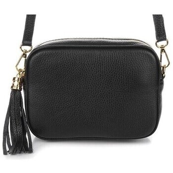 Vera Pelle  P1435690  Černá