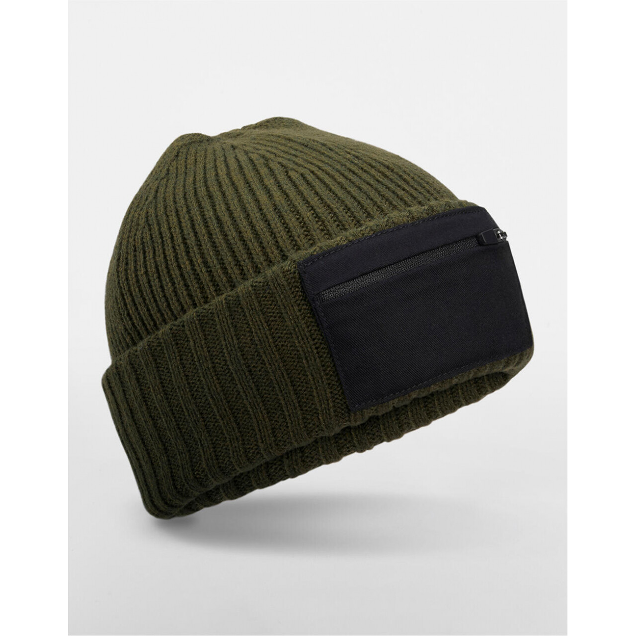 Čepice zimní s kapsičkou Beechfield Zip Patch - olivová