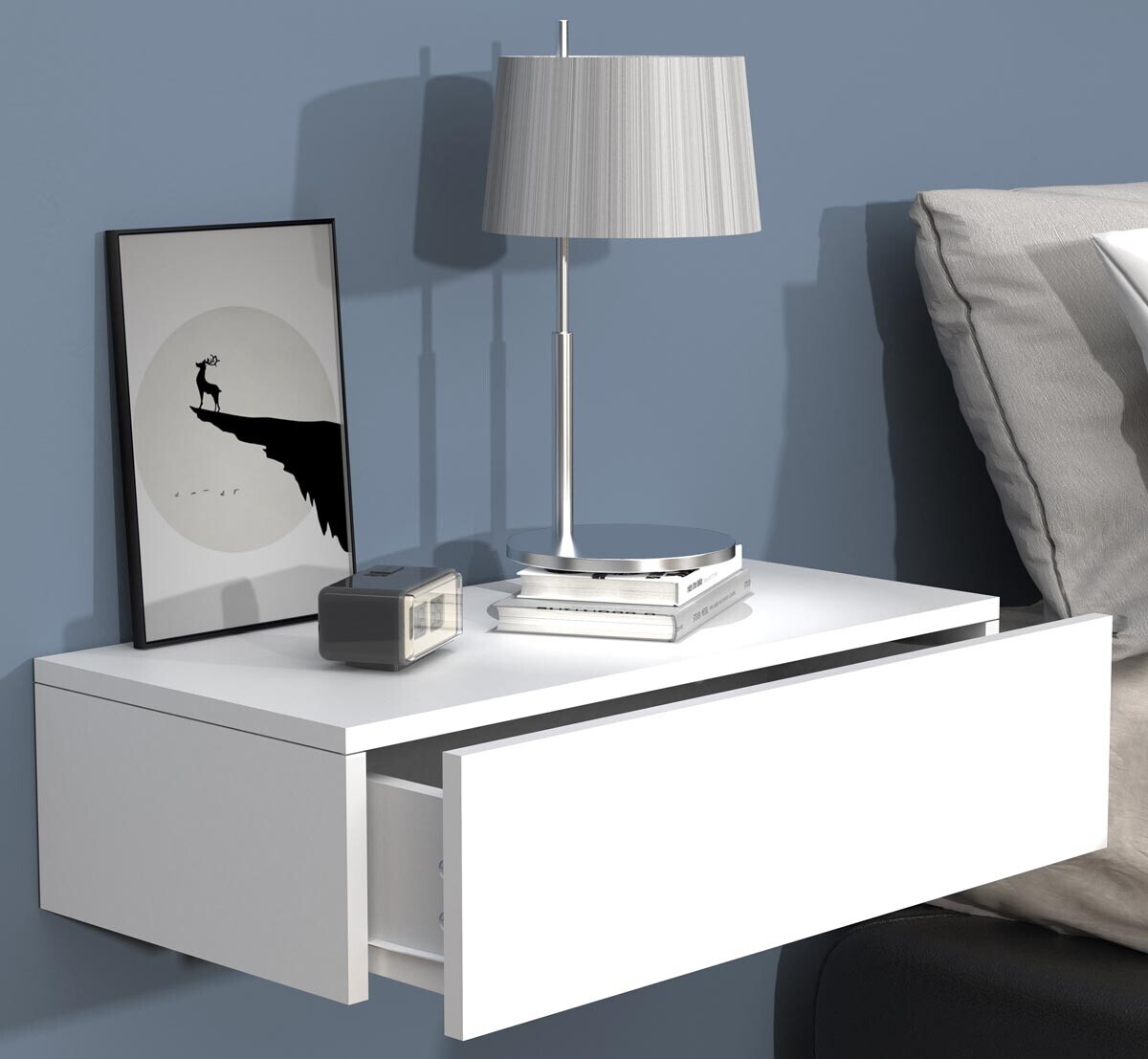 Nástěnná zásuvka Usal M 60, bílá