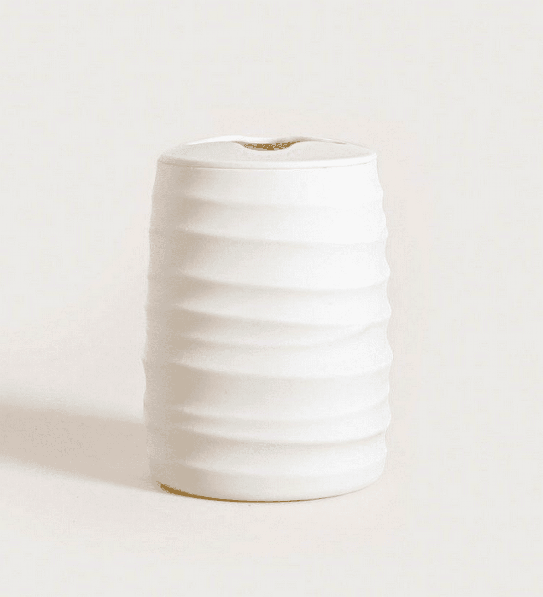 Koupelnový hrnek | TORUS | reliéfní bílý | 8,2 x 8,2 x 11 cm | 733710