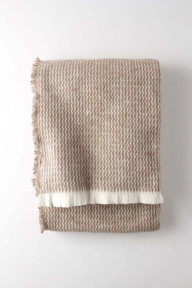 Hnědá deka s příměsí vlny 140x180 cm Curly – Euromant