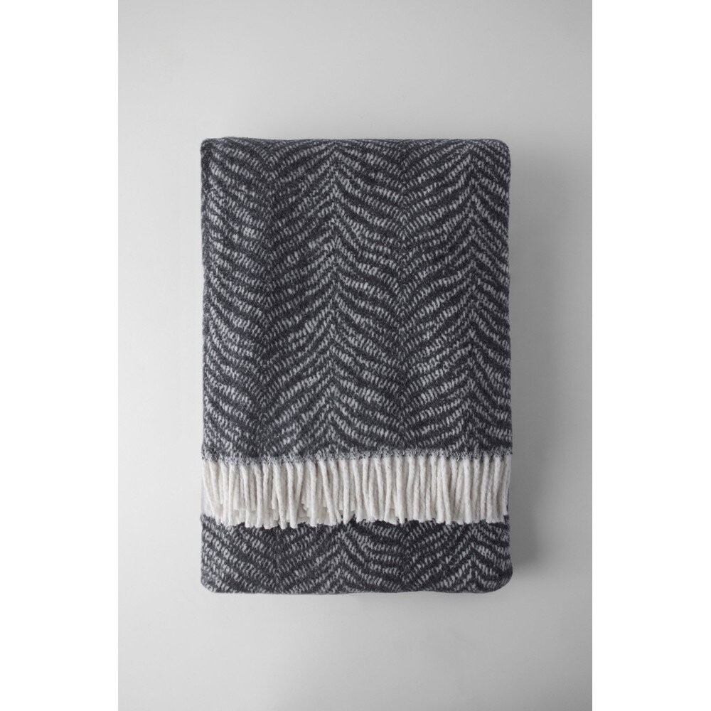 Tmavě šedá deka s příměsí bavlny 140x180 cm Tiger – Euromant