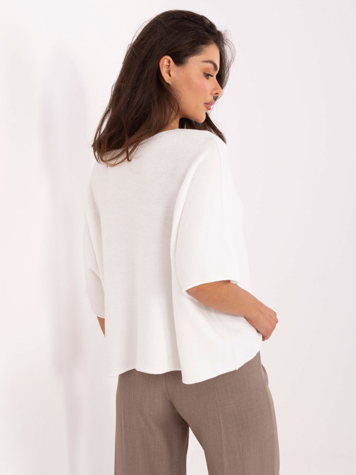 Sweater-IT-SW-2202.52-white