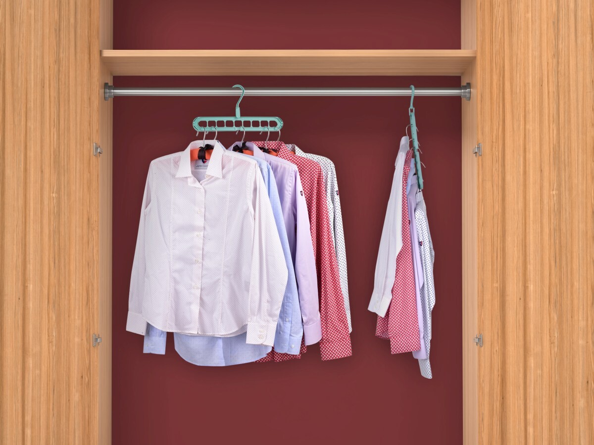 RAMÍNKÁTOR | Úsporný skládací věšák do skříně | na 9 ramínek