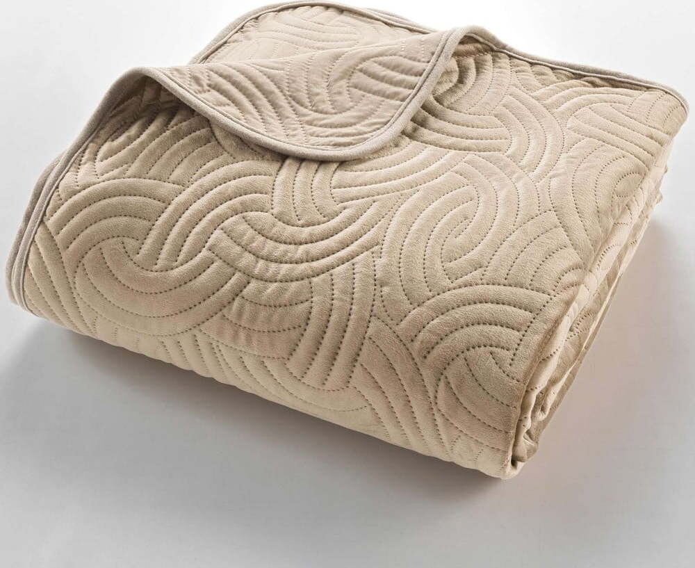 Světle hnědý sametový set přehozu a povlaku na polštář 240x260 cm Solange – douceur d'intérieur