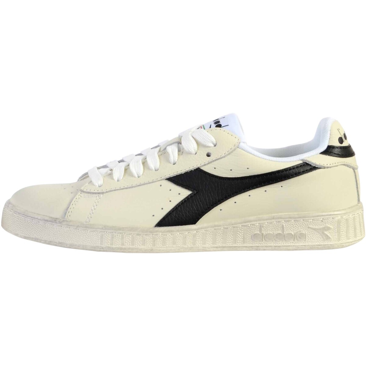 Diadora  196706  Bílá