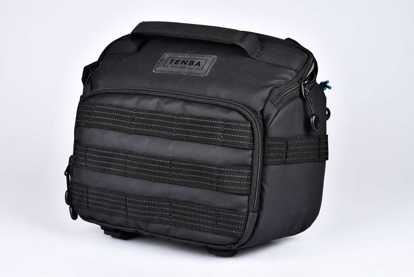 Tenba Axis v2 4L Sling Bag bazar