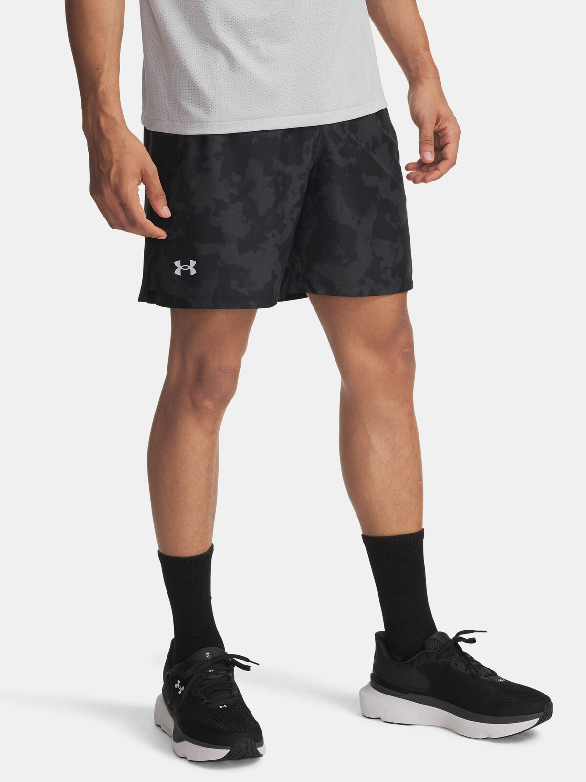 Pánské kraťasy Under Armour UA LAUNCH 7'' PRINT SHORTS-GRY - Pánské