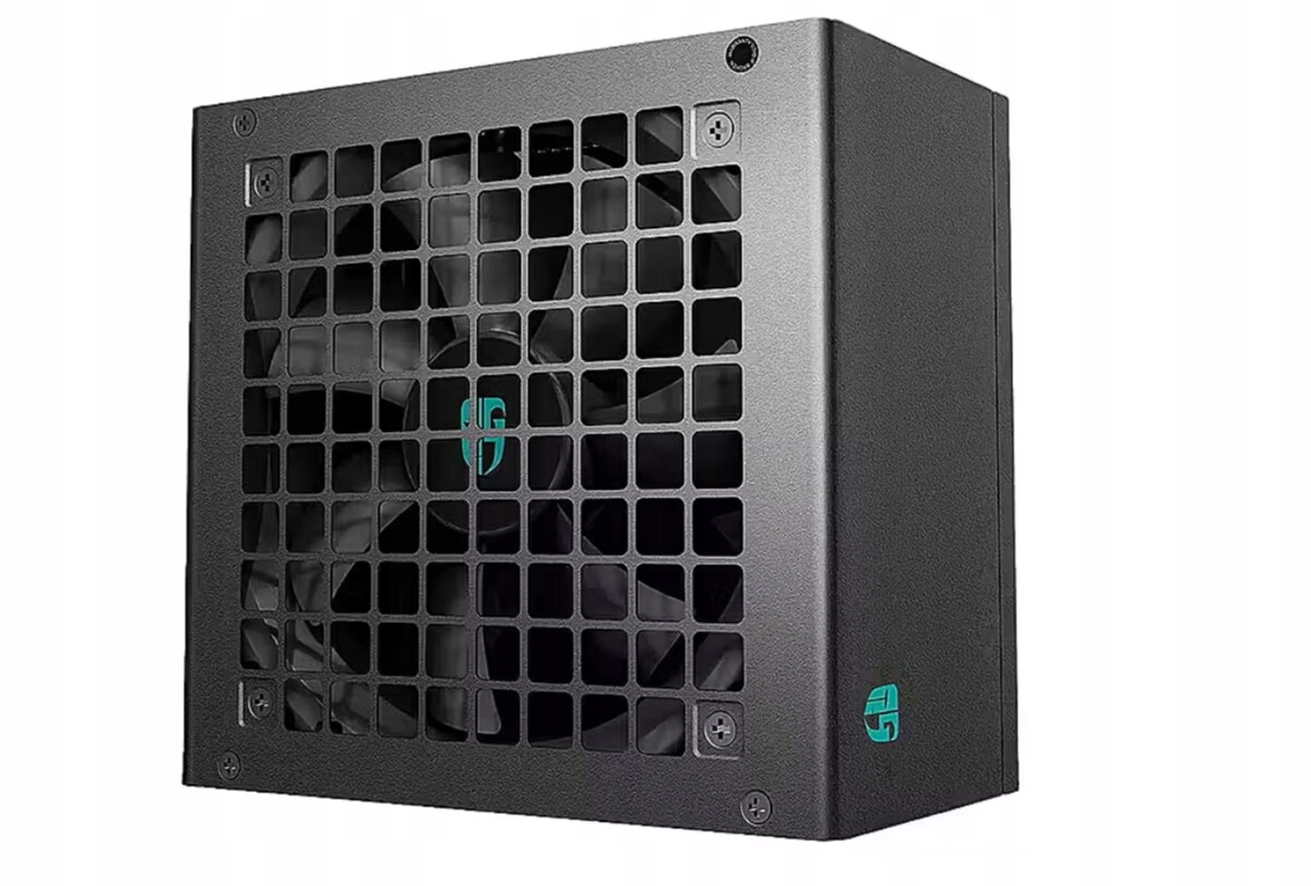 Standardní zdroj Deepcool PF700X 700W 80 Plus, černý