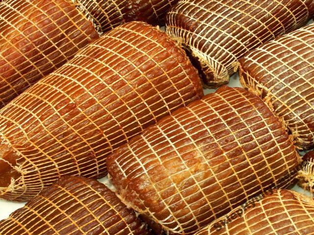 Tuňák ze studené svíčkové Rafa 0,5 kg uzený