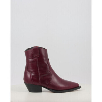 Alpe  5547  Červená