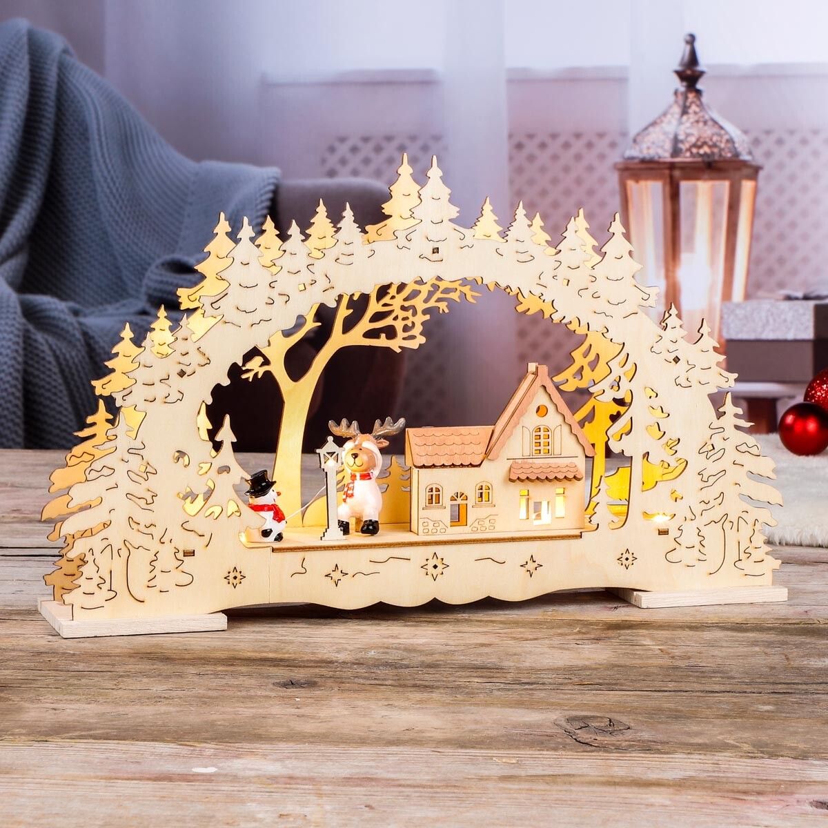 Dřevěný oblouk Vánoční domeček s LED osvětlením