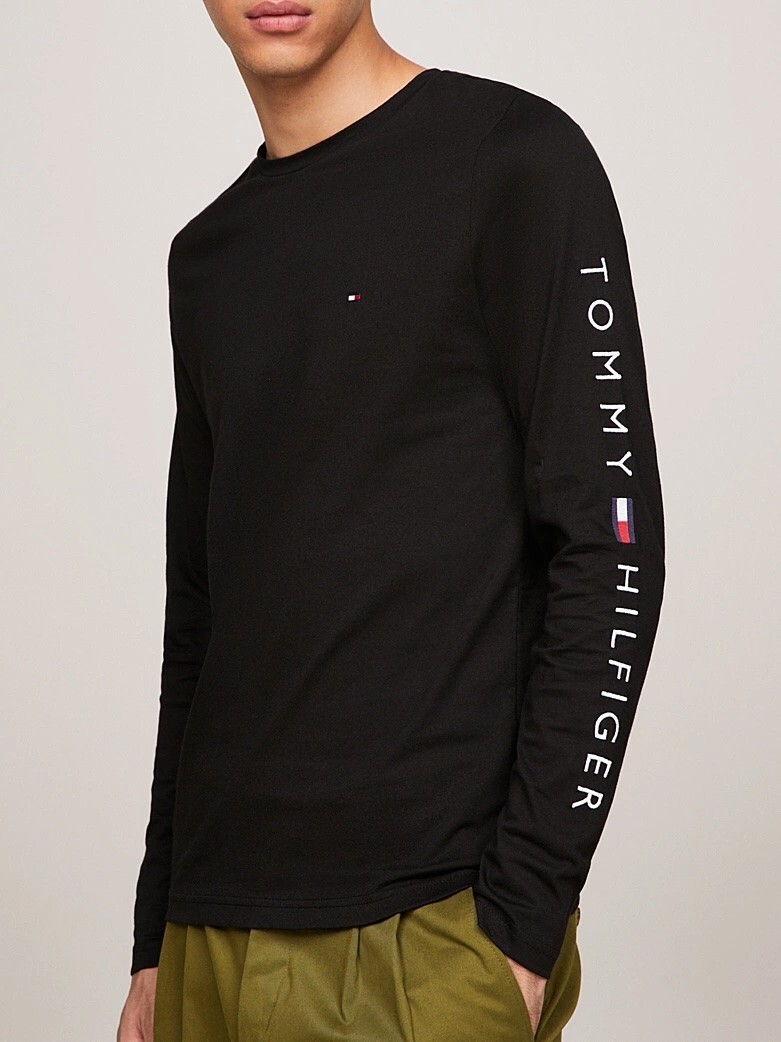 Tommy Hilfiger Logo Long Sleeve Tee S
