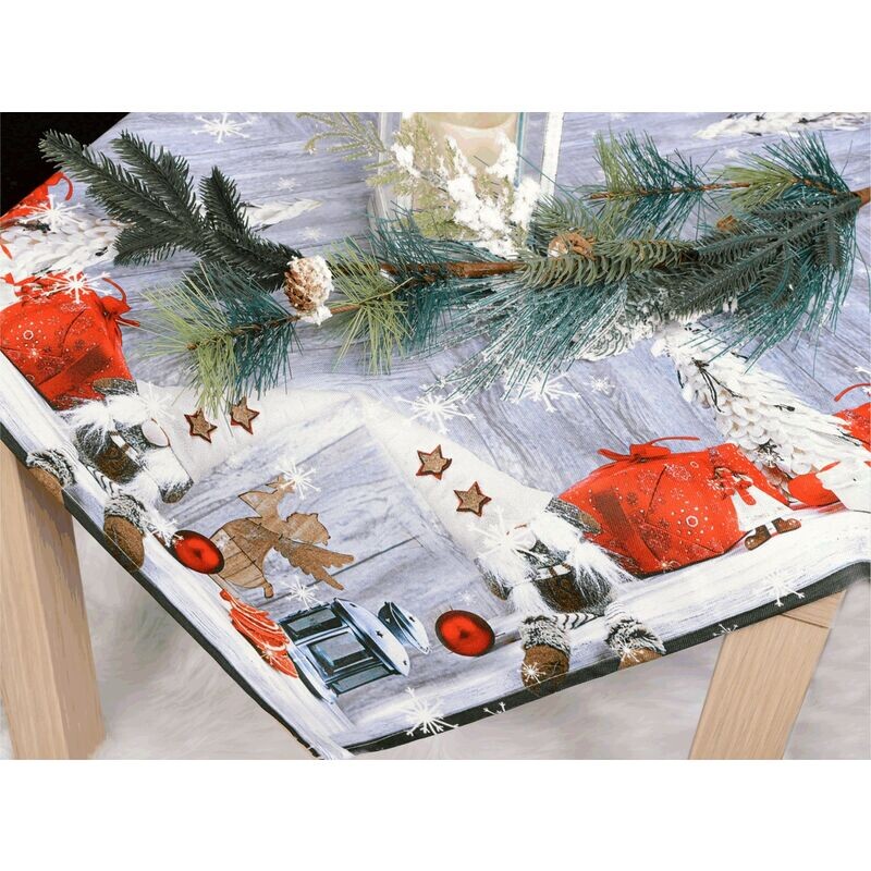 Ubrus Vánoční, Trpaslíci s dárky a lucerna 30 x 45 cm