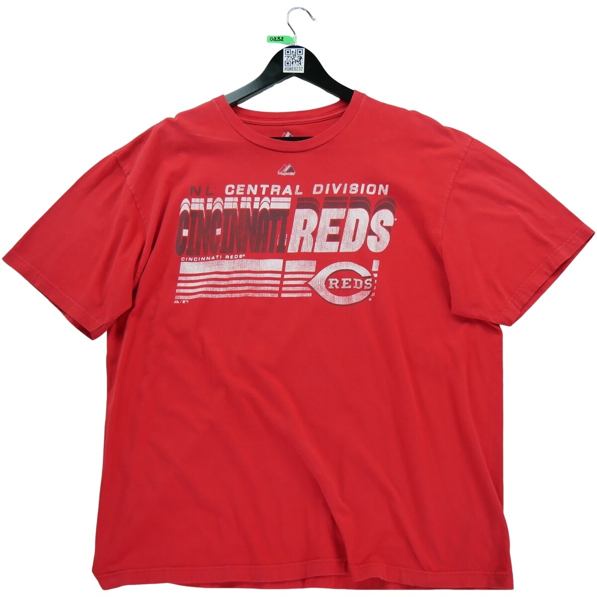 Majestic  150593  Červená