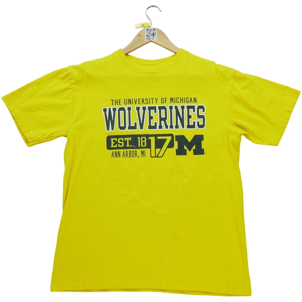 Ncaa  225515  Žlutá