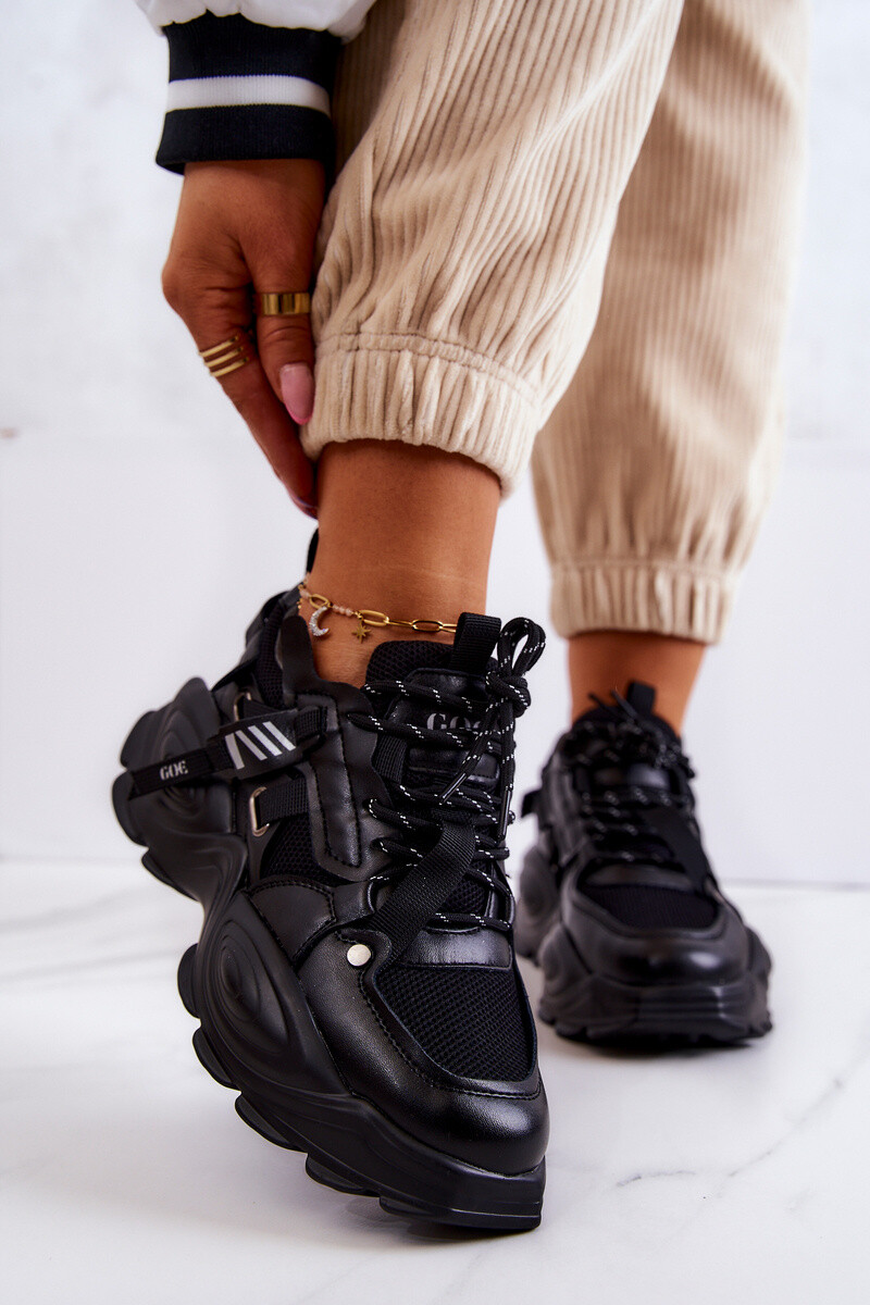 Dámské sportovní tenisky Kesi