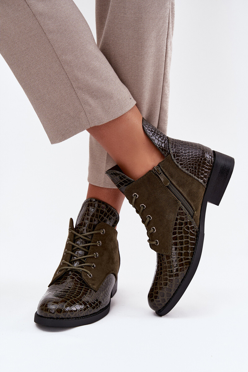 Lakované dámské kotníkové boty s ozdobným reliéfem vyhřívané Vinceza