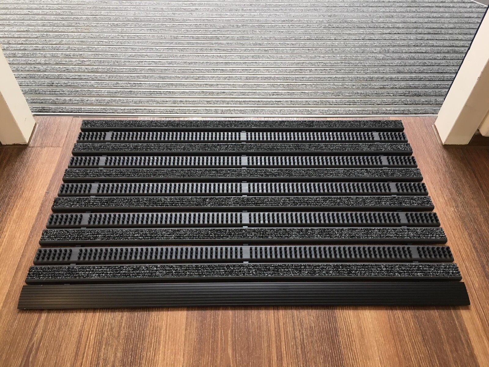 Emco Bau Vnitřní rohož Matador Tex/Brush, 76 x 46 cm - černá/antracitová