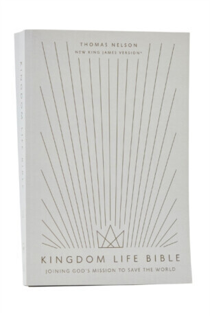 Kingdom Life Bible: Joining God's Mission to Save the World (NKJV, Softcover, Red Letter, Comfort Print) - Thomas Nelson