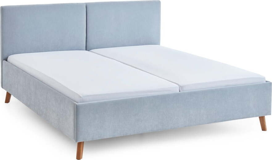 Světle modrá čalouněná dvoulůžková postel s roštem 160x200 cm Piano – Meise Möbel